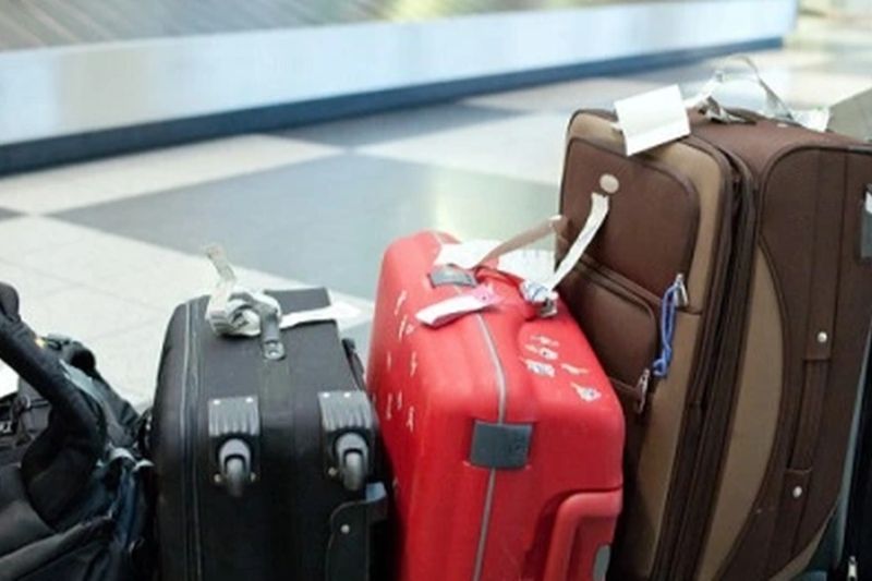 How to avoid losing luggage when going to the airport?